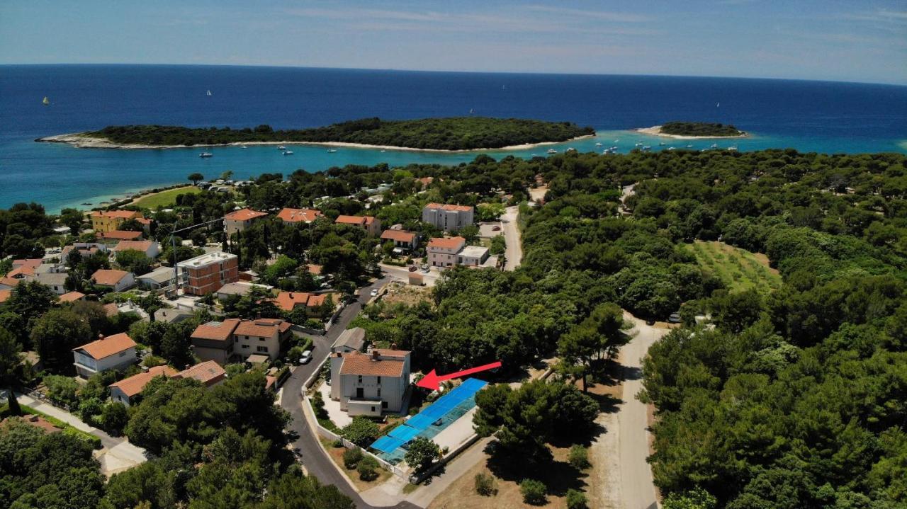 Predivan Novouredeni Apartman U Blizini Mora Banjole Exterior foto
